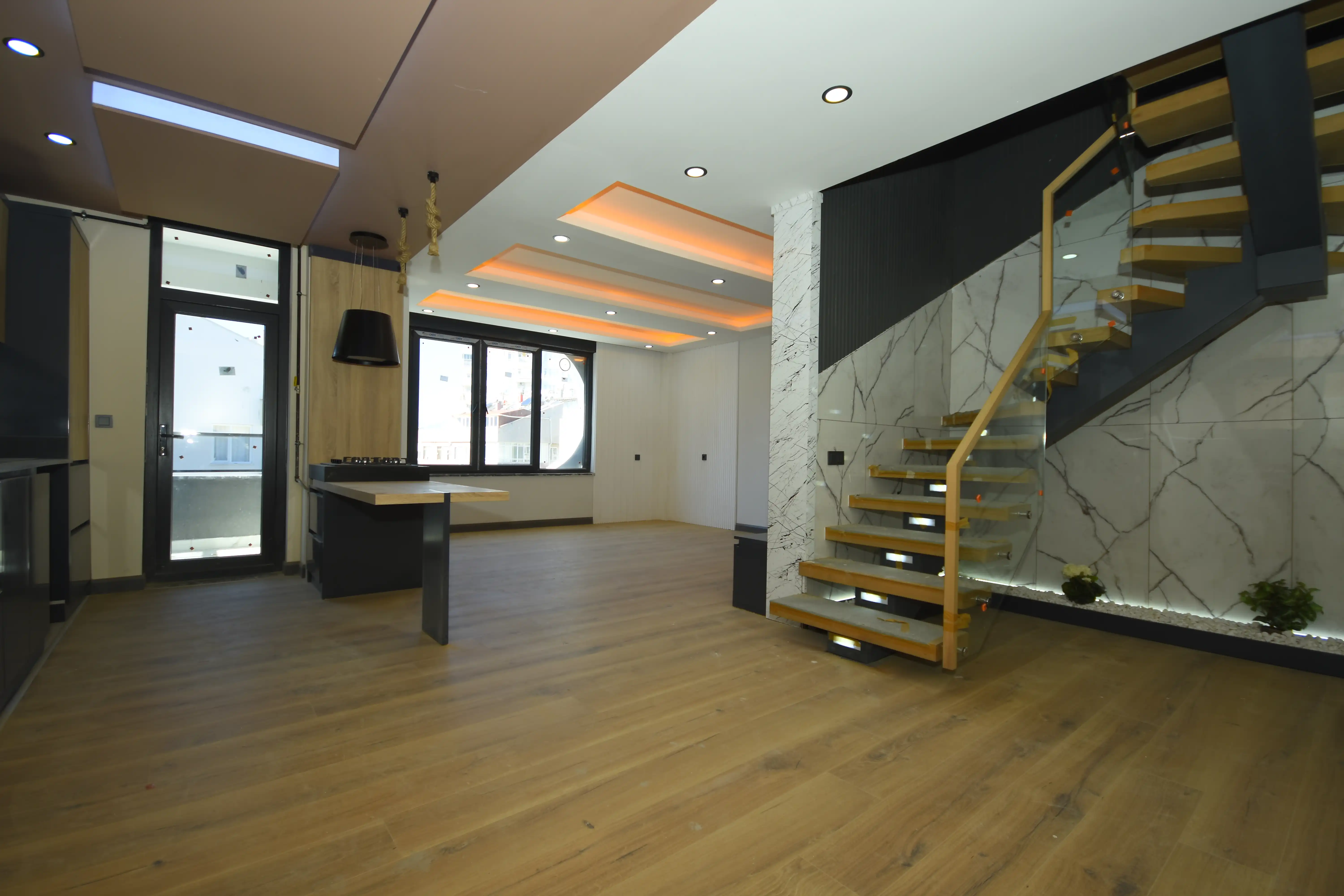 Изображение На продажу квартиры в новом доме, в престижном районе, не далеко от моря.