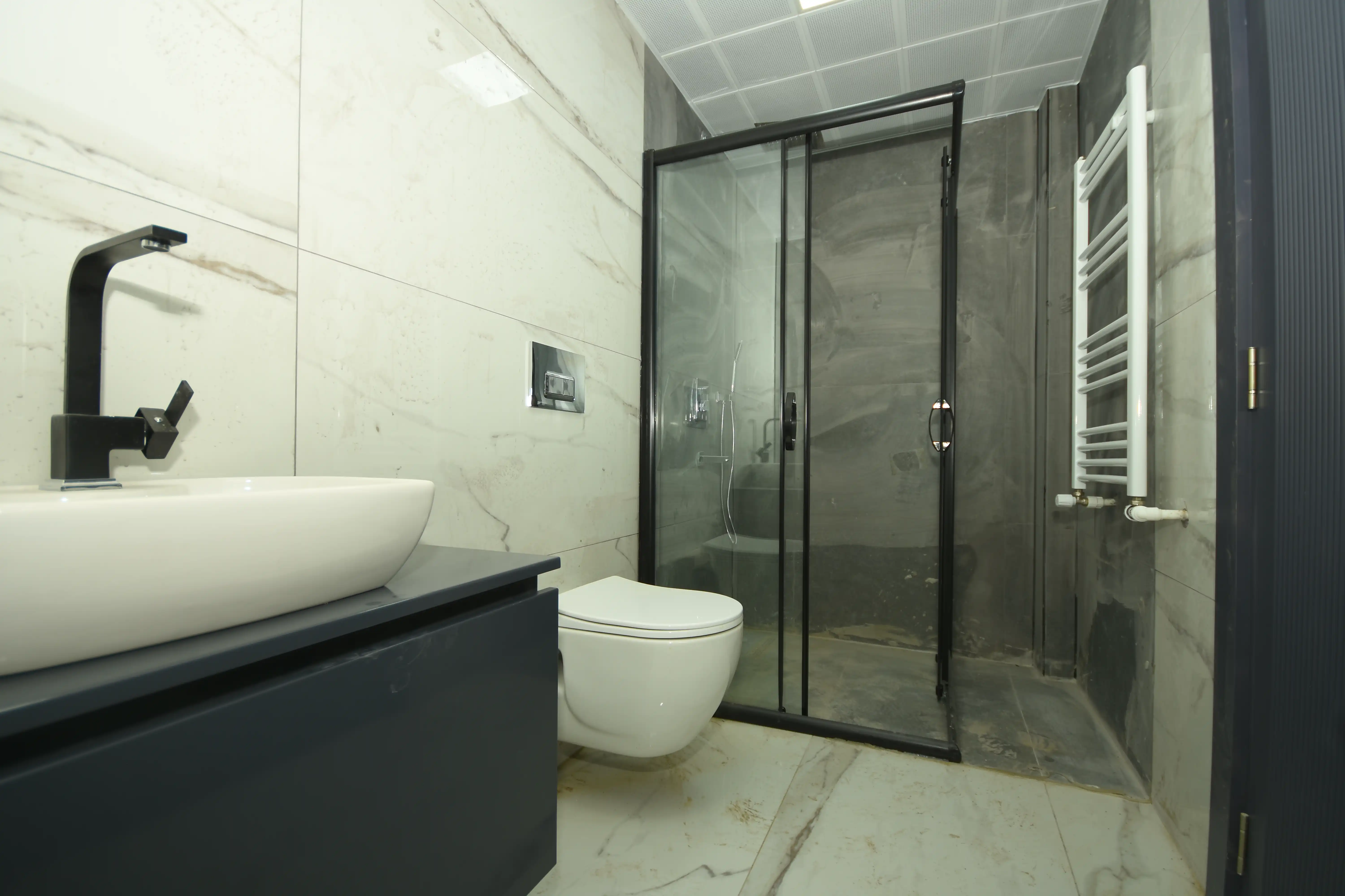 Изображение На продажу квартиры в новом доме, в престижном районе, не далеко от моря.