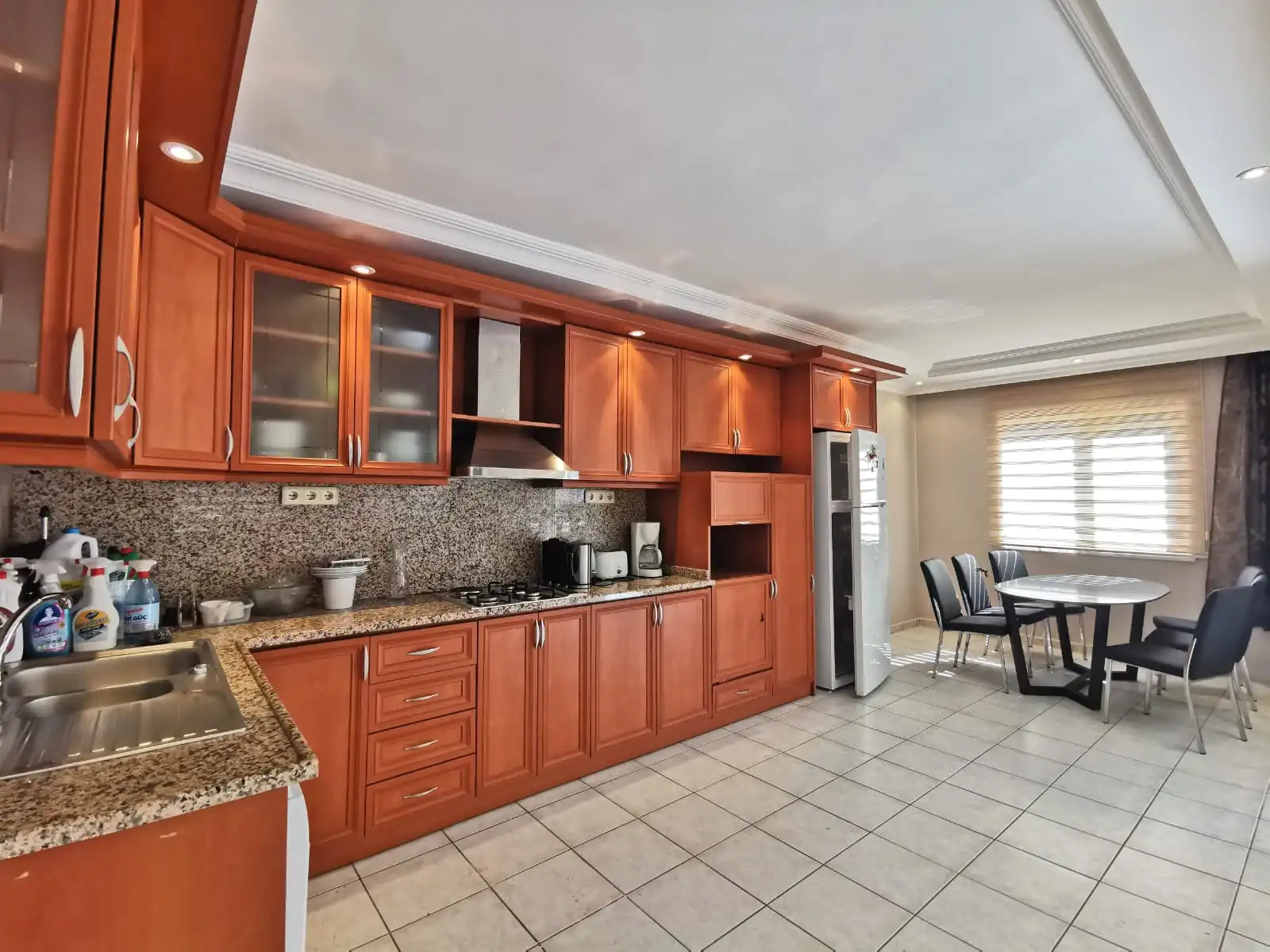 Изображение Просторная квартира 3+1 в 150 метрах от моря